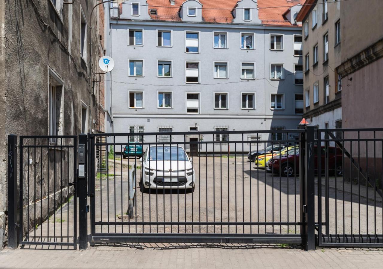 Blekitny Apartament Bytom Exteriör bild